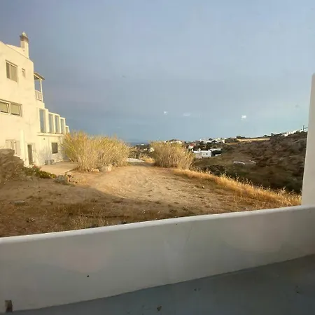 Paradise View - One Bedroom House *